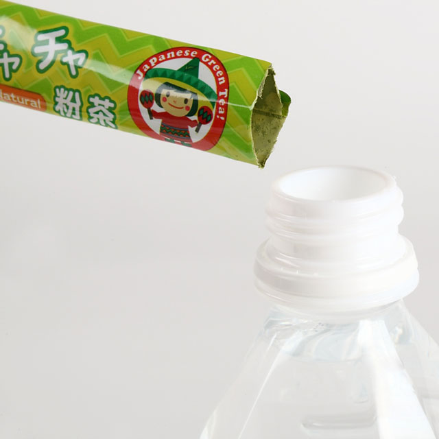 500mlペットボトルに入れて混ぜるイメージ